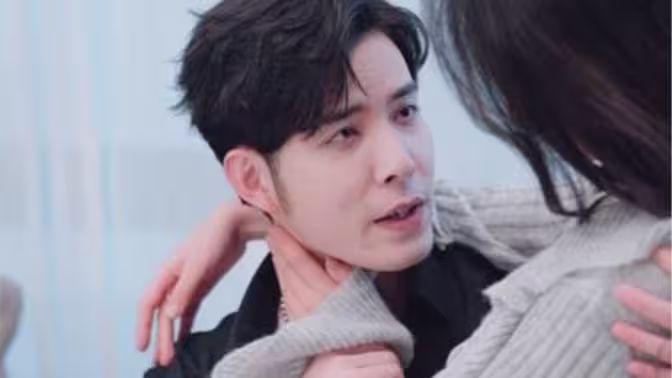 电影：她比星星闪耀