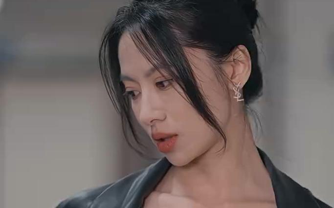 电影：捡了个老公是大佬