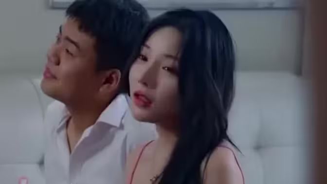 电影：开局一个亿，干翻全世界