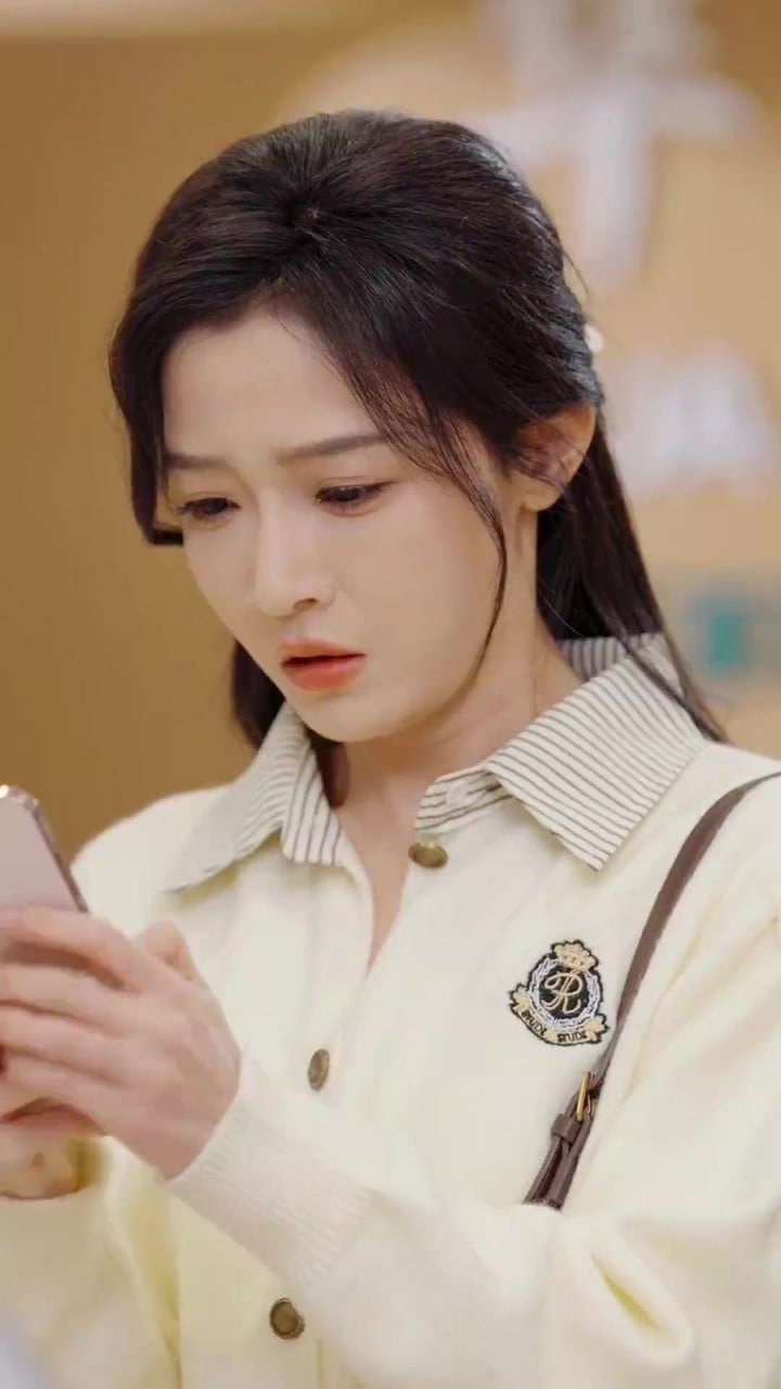 电影：离婚后，陆总舔狗上身帮我提鞋